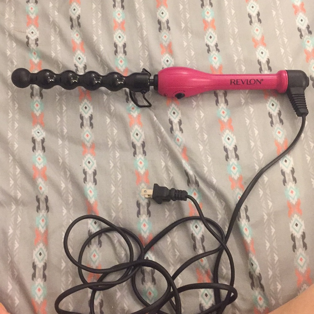 *BOGO 50%*Revlon hot pink spiral curling wand